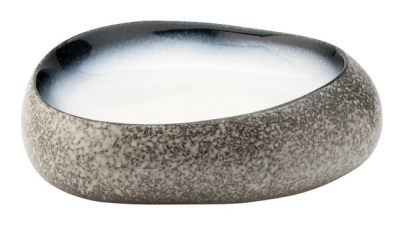 UTOPIA STONEWARE ISUMI WHITE/BLUE PRESENTATION PLATE 10Inch